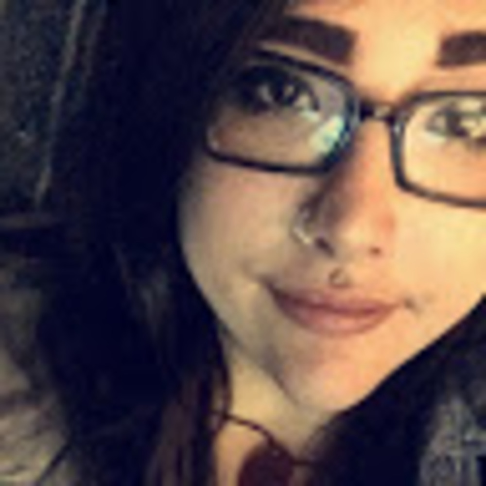 Meet your Posher, Carly